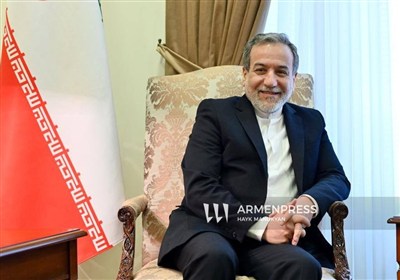 پیام تبریک عراقچی در پی قهرمانی تیم ملی والیبال جوانان ایران در جهان